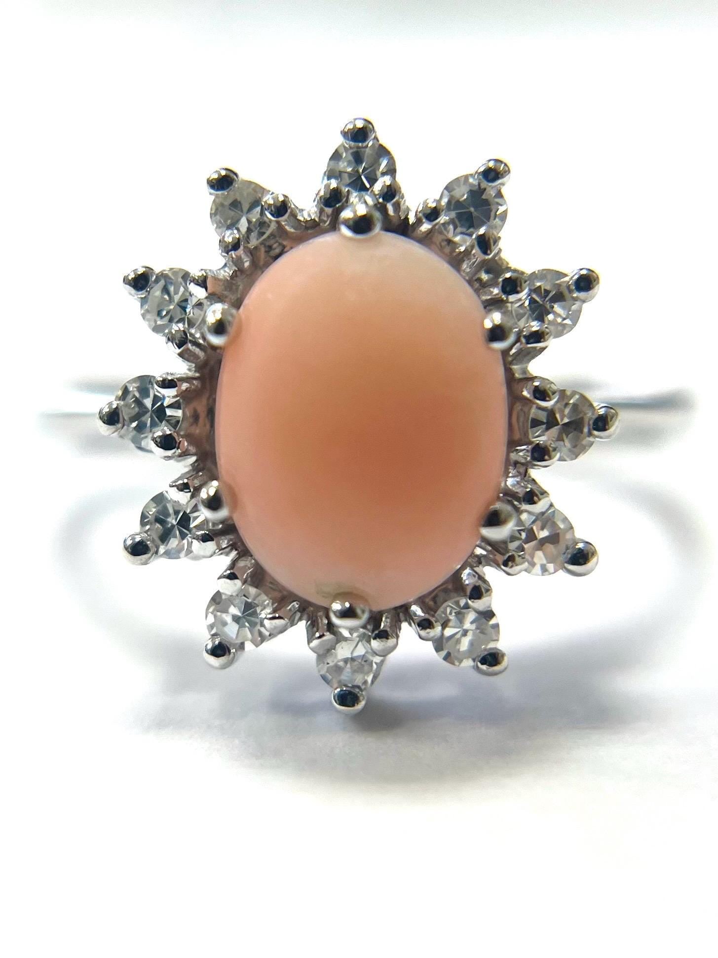 Estate 14k White Gold Cabochon Coral & Diamond Ring Size 6.5 Euro Shank Band