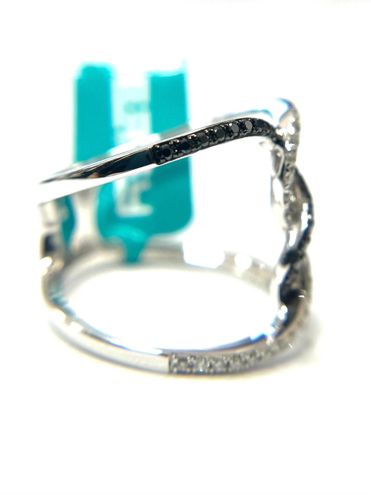 EFFY 14k White Gold Black and White Diamond Crossover Ring Size 7