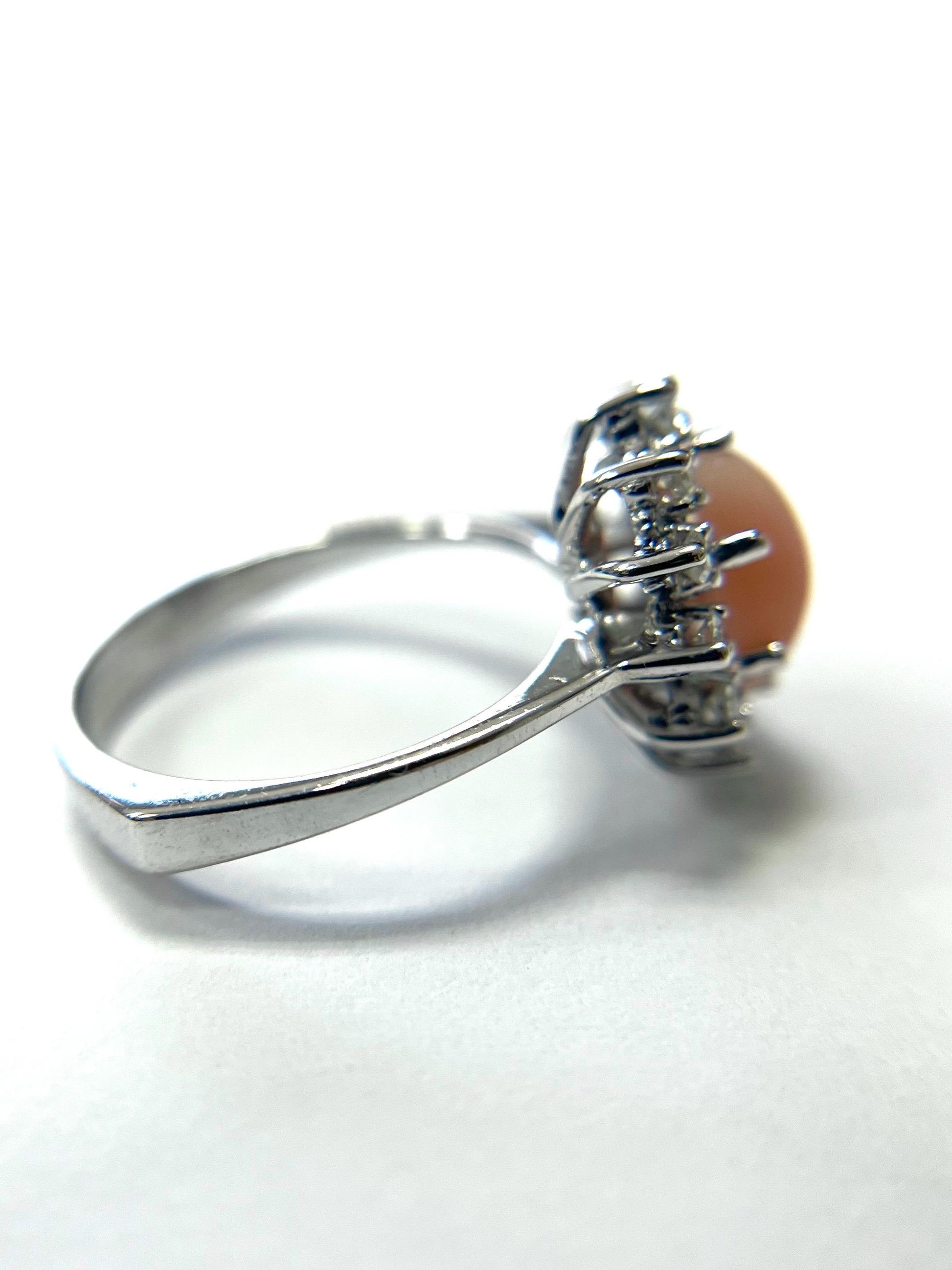 Estate 14k White Gold Cabochon Coral & Diamond Ring Size 6.5 Euro Shank Band