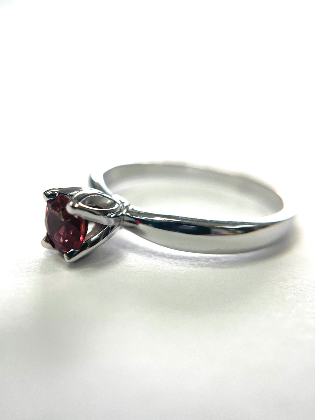 Red Sapphire Tulip Ring 14k White Gold .55ctw Band Size 8