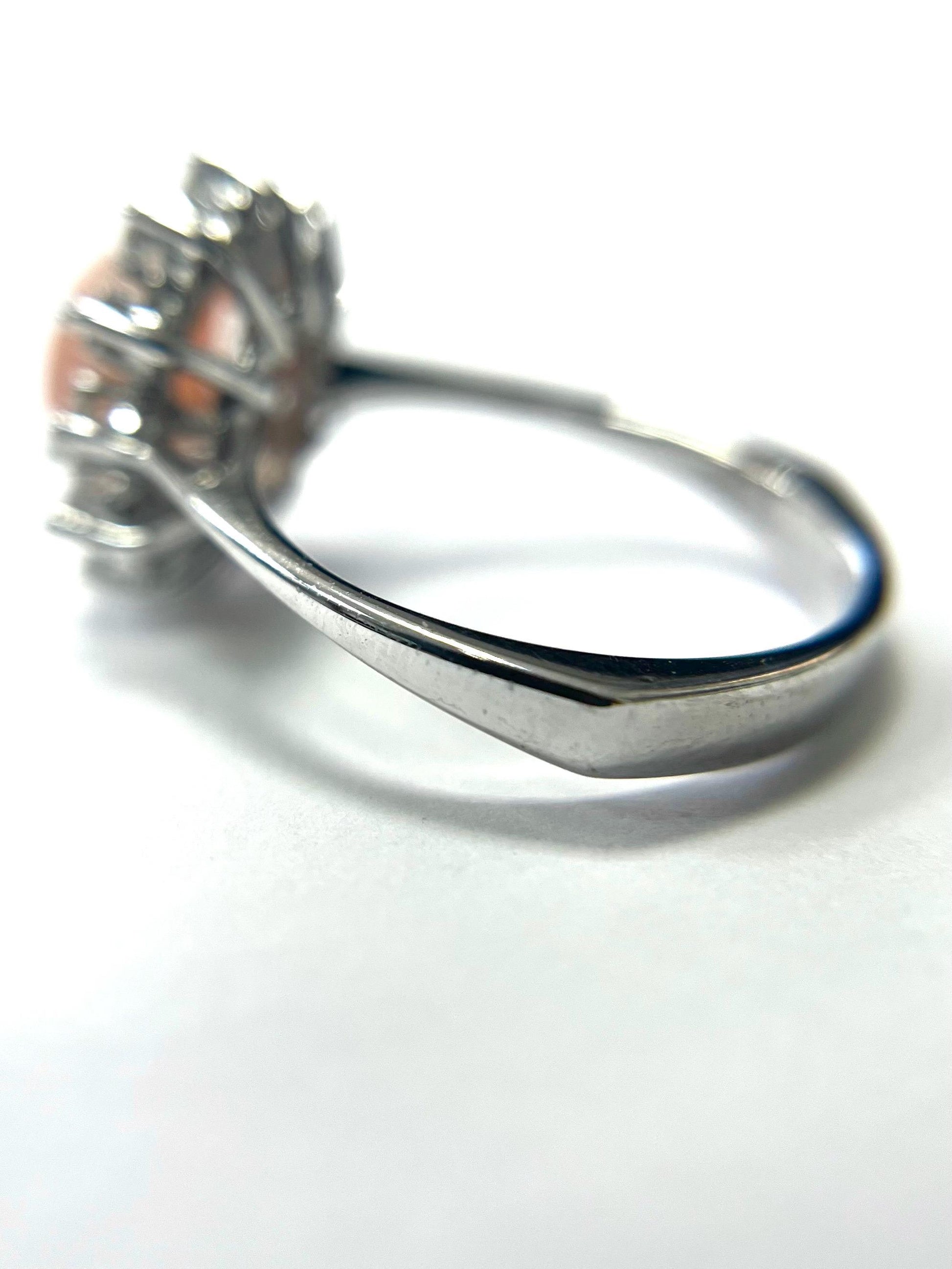 Estate 14k White Gold Cabochon Coral & Diamond Ring Size 6.5 Euro Shank Band