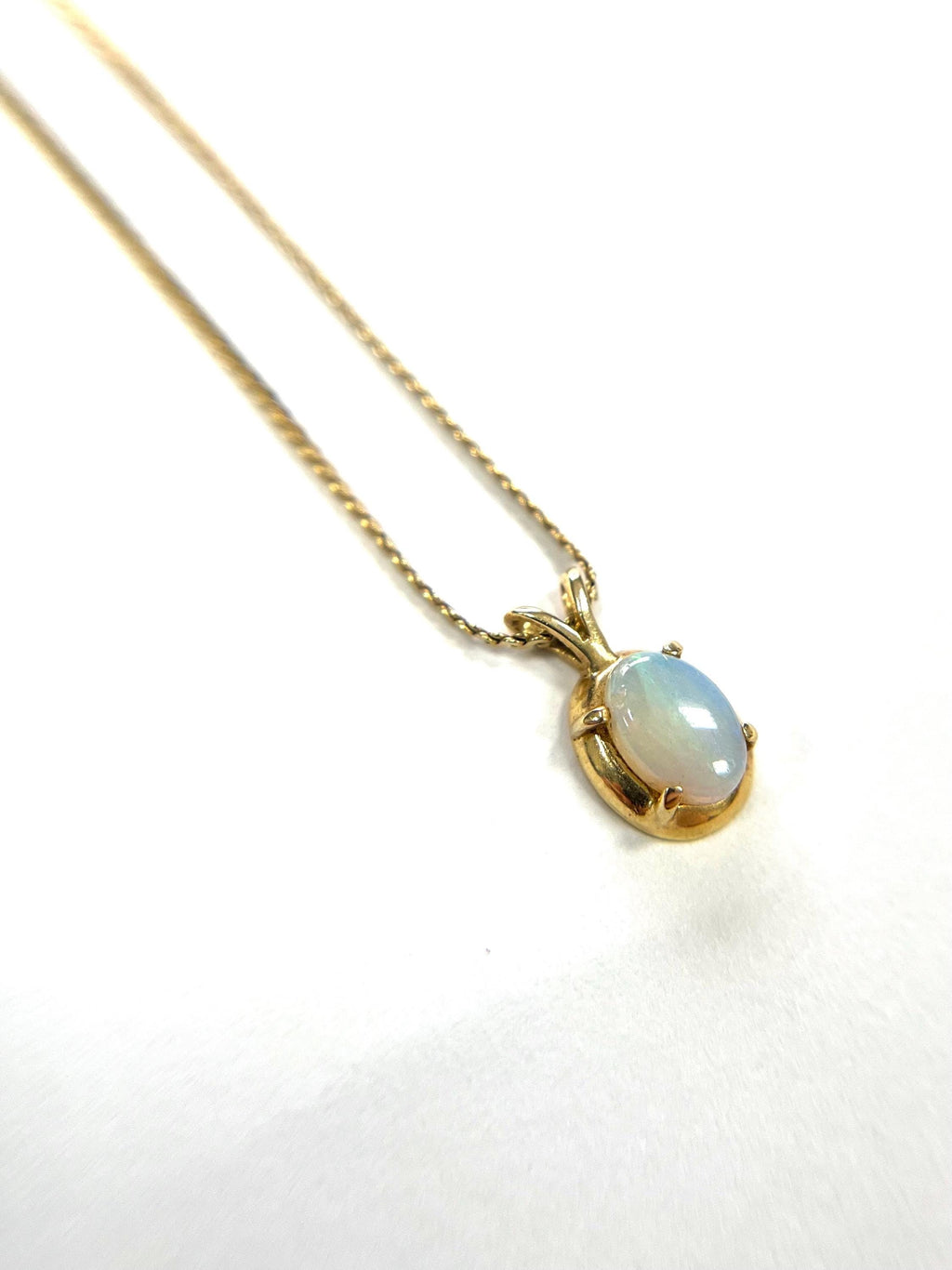 Opal Necklace 14k Yellow Gold 15 Inch Chain
