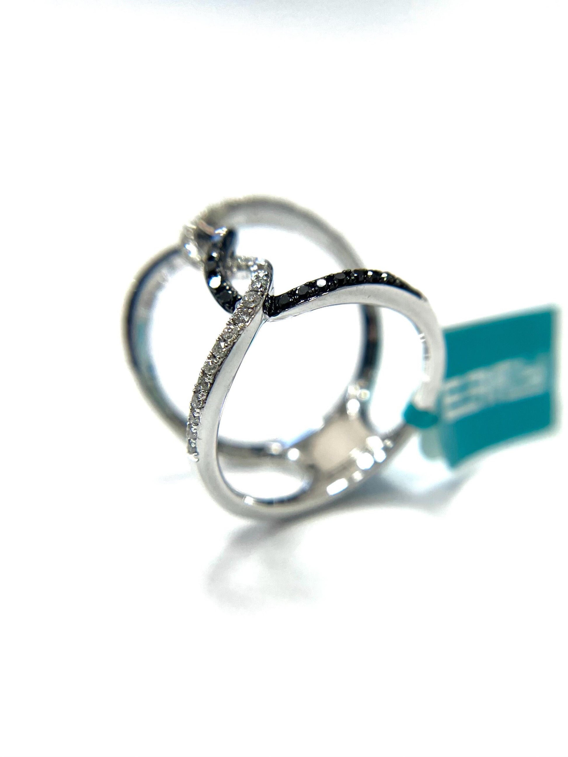 EFFY 14k White Gold Black and White Diamond Crossover Ring Size 7