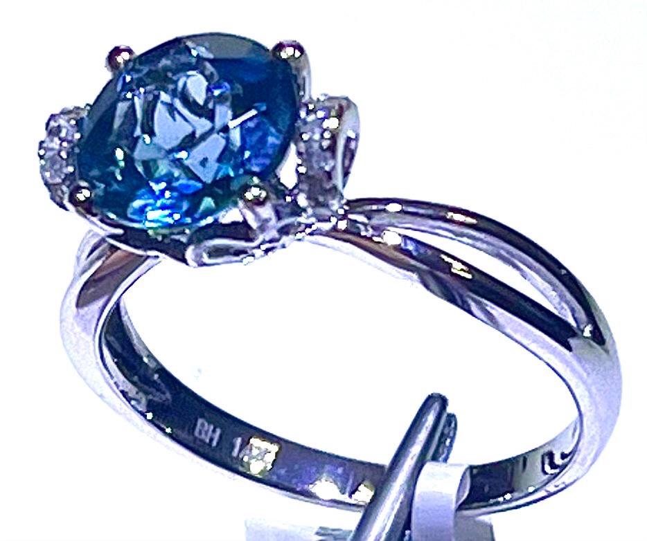 EFFY 14k White Gold Diamond and Blue Topaz Ring Size 7